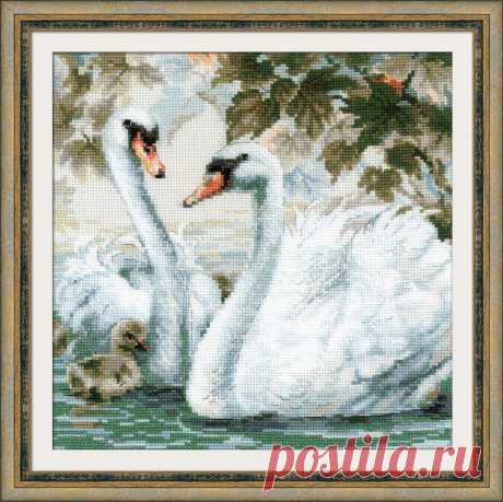 RIOLIS cross stitch kit White Swans