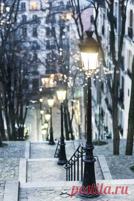 Winter Evening, Montmartre, Paris