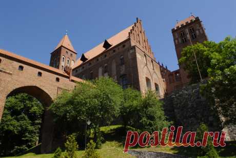 10 самых красивых замков Польши