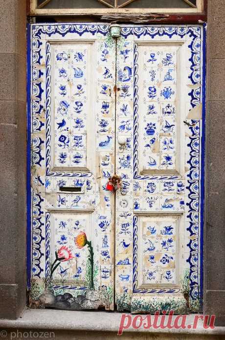Фотография от пользователя photozen48 на flickr
 · · · See my Album 'Funchal Doors' for more pictures