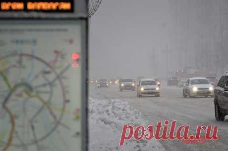 Центр погоды «Фобос»: метеорологическая зима наступила в Москве. В столице произошел устойчивый переход среднесуточной температуры воздуха через ноль в сторону отрицательных значений.