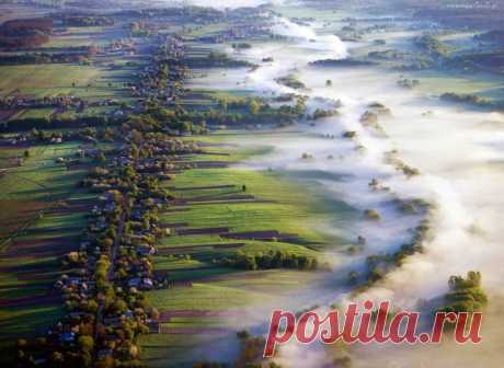Туман над полями, Украина