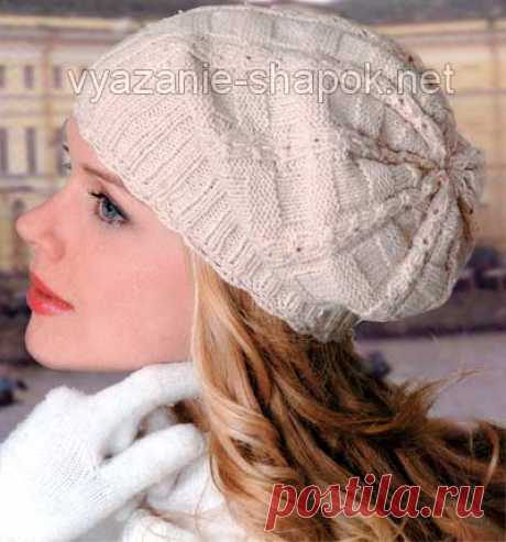 Белая теплая шапка-мешок спицами | Вязание Шапок Спицами и Крючком
