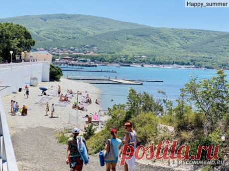 Россия, п.Кабардинка - « Отдых в Кабардинке в августе 2020. Ухоженный греческий посёлок, чистое море и прекрасные горы ❤️» | Отзывы покупателей