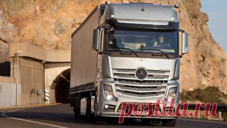 Новый Actros