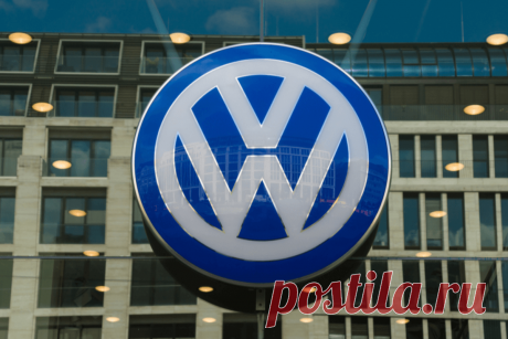🔥 Volkswagen заплатит 80 млн. долларов за подтасовку результатов тестов топлива автомобилем Porsche
✅ Volkswagen AG выплатит штраф в размере 80 млн. долларов, для урегулирования жалоб от покупателей Porsche, так как испытания на выбросы и экономию топлива не совпадают с реальностью...
👉 Читать далее по ссылке: https://lindeal.com/news/2022061705-volkswagen-zaplatit-80-mln-dollarov-za-podtasovku-rezultatov-testov-topliva-avtomobilem-porsche
🔎 Подписывайтесь на нашу страницу в facebook