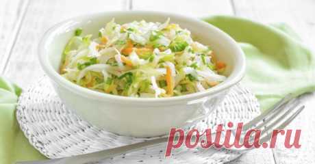 Готовим идеальный салат из капусты: 3 варианта заправки