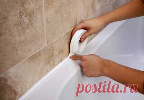 ​Как заделать щель между ванной и стеной