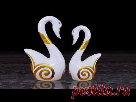 DIY Swan Couple Sculpture Home Decor // showpiece gift ideas