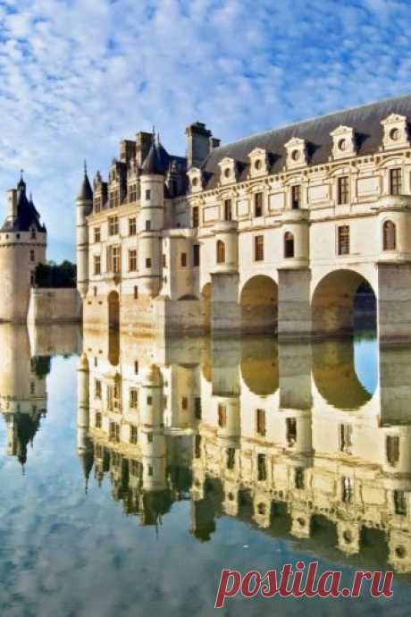 30west42fit:
“natural-heritage-scoubidou-ouah:
“ francis52600 - CHENONCEAU Castle / Chateau - France
” ”