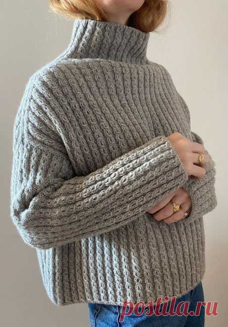 Текстурный пуловер спицами