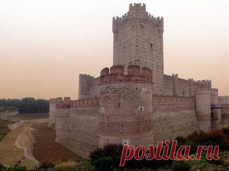 Испанские замки