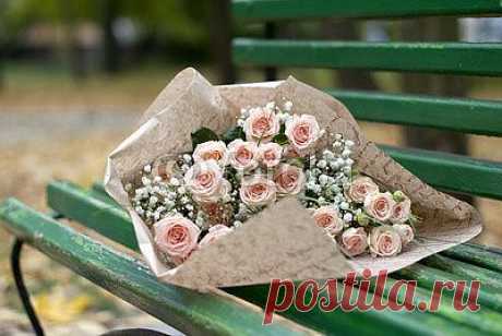 exquisite bouquet of small roses из vimart, Роялти-фри стоковое фото #57651234 на Fotolia.ru