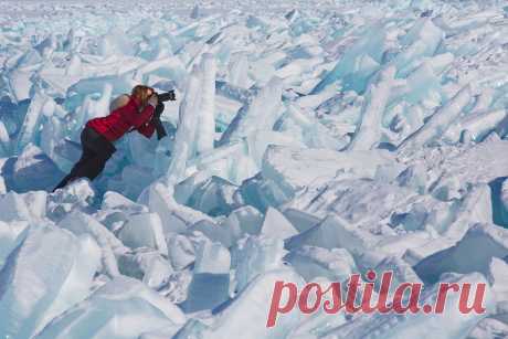 Поехали снимать «Ледяной Байкал» с шеф-фотографом «National Geographic Россия»! — National Geographic Россия