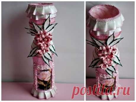 VAZA ROZ cu sfoara, quilling si portelan - PINK VASE with string, quilling and porcelain