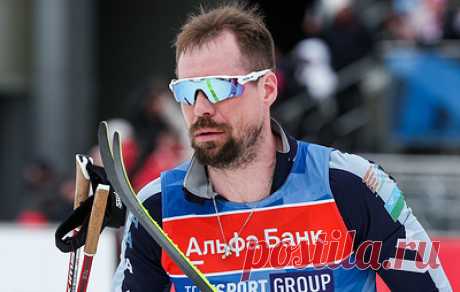 Устюгов рассказал, что почти всегда отмечает день рождения на Югорском лыжном марафоне. В субботу олимпийскому чемпиону исполняется 31 год, в этот день он стал победителем Югорского марафона свободным стилем