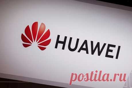 Huawei заменила тысячи комплектующих из-за санкций США. Китайская компания Huawei заменила 13 тысяч комплектующих в своих гаджетах из-за санкций США. Об этом сообщил глава корпорации Жэнь Чжэнфэй. По информации агентства Reuters, за последние три года Huawei перепроектировала 4000 печатных плат. Производство уже «стабилизировалось».
