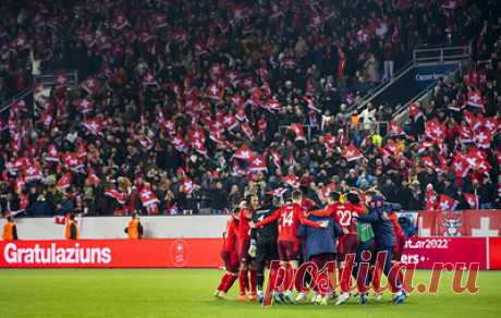 Сборные Швейцарии и Англии вышли на чемпионат мира по футболу 2022 года. В последнем туре группового этапа отборочного турнира швейцарские футболисты дома со счетом 4:0 победили команду Болгарии, англичане на выезде разгромили сборную Сан-Марино (10:0)