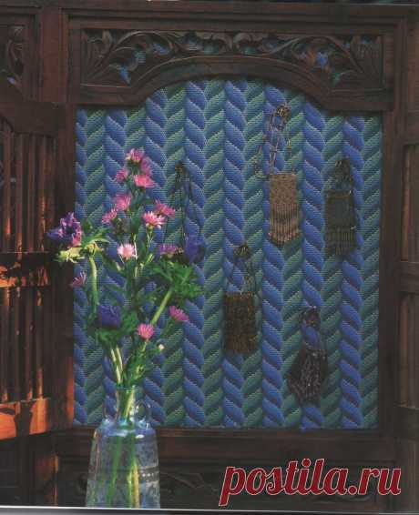 View image: 110 Joyce Petschek Beautiful bargello (1997)