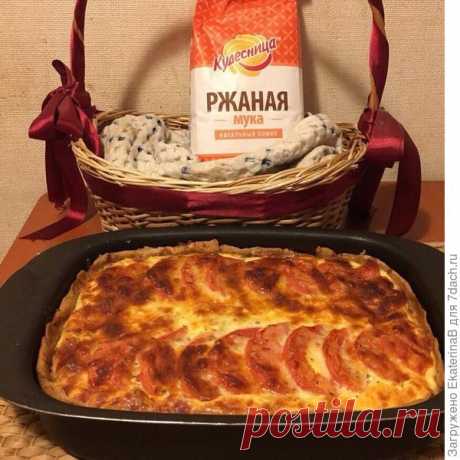 Ржаной киш с курицей и грибами