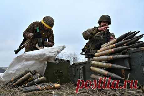 Отказ Словакии давать деньги на оружие Украине объяснили. Ведущий научный сотрудник Центра исследований проблем безопасности РАН политолог Константин Блохин объяснил отказ Словакии давать Украине деньги на оружие. В беседе с «Лентой.ру» эксперт объяснил, что в вопросах помощи Киеву Братислава исходит из своих национальных интересов.