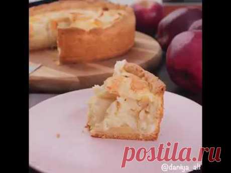 Цветаевский яблочный пирог | Рецепт яблочного пирога со сметанной начинкой