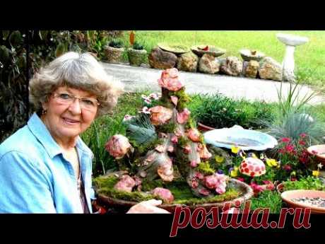 Paper Mache  Mushrooms Garden Art Old Wooden Stump In Ga.