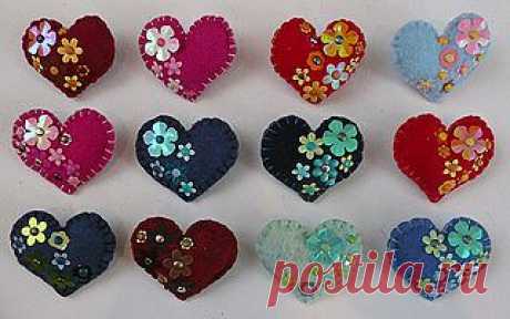 padded felt heart pin | Flickr - Photo Sharing!