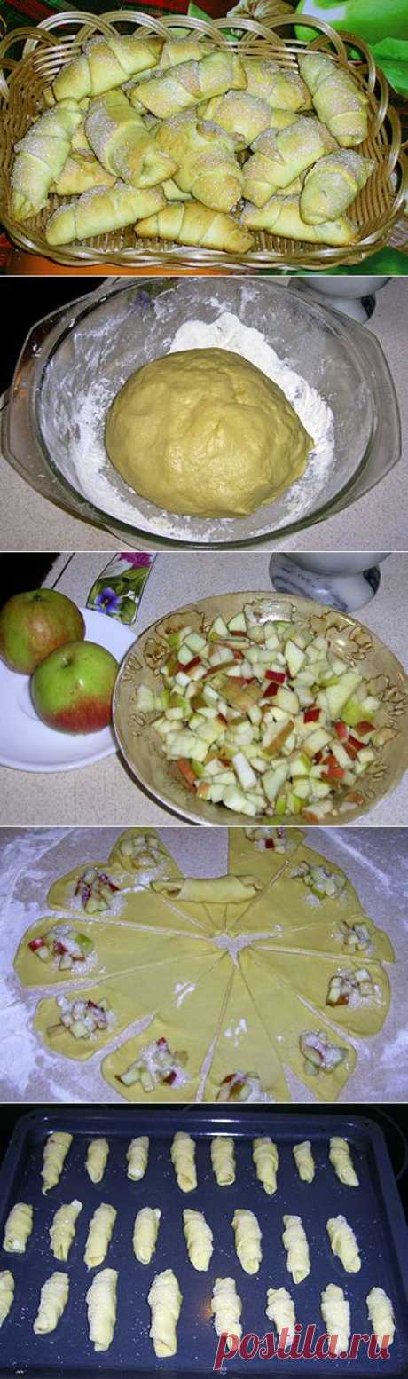 Печенье рогалики с яблоком