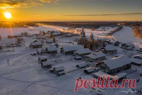 Зима на Русском Севере.
Кимжа, Архангельская область

©️ Фото: Александр Журавлев