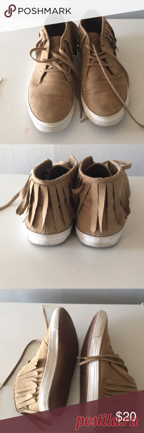 Old Navy Fringe Sneakers Good used condition with very minor flaw see pic 4.  No staining on canvas but dirty on white rubber from normal wear. Reasonable offers always welcome!😁 Old Navy Shoes