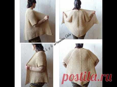 CARDIGAN A CROCHET EN FORMA DE CAPA