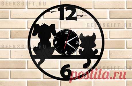 Необычный подарок: Часы из виниловой пластинки - Пес и кот
