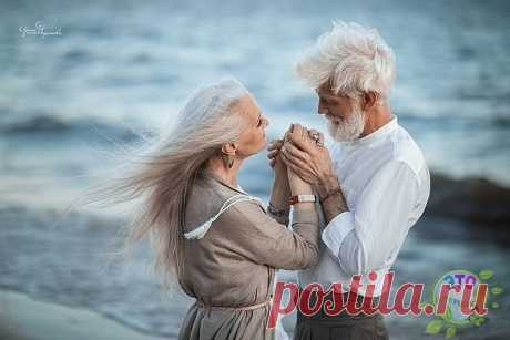 Русский фотограф сняла невероятно красивую пожилую пару, чтобы показать, что любовь не подвластна времени.