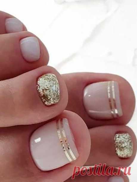 20 Trending Winter Nail Colors & Design Ideas for 2019 - TheTrendSpotter #weddingnails