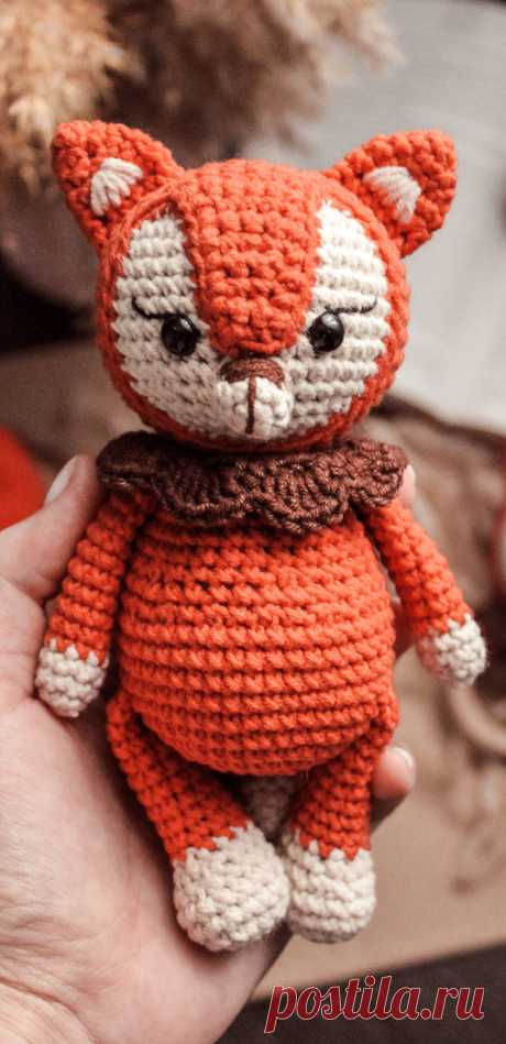 PDF Лисёнок крючком. FREE crochet pattern; Аmigurumi animal patterns. Амигуруми схемы и описания на русском. Вязаные игрушки и поделки своими руками #amimore - Лиса, лисица, лисёнок, лисичка.