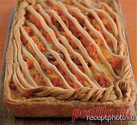 Пирог с печеной тыквой, чесноком и сыром пекорино рецепт с фото