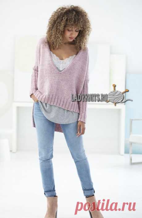 Стильный вязаный пуловер с удлинённой спинкой
