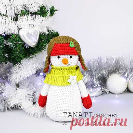 PDF Снеговик крючком. FREE crochet pattern; Аmigurumi doll patterns. Амигуруми схемы и описания на русском. Вязаные игрушки и поделки своими руками #amimore - снеговик, Новый год, снеговичок, snowman, Schneemann, bałwan, bonhomme de neige, happy new year, Christmas, xmas, Nativity, sněhulák, boneco de neve. Amigurumi doll pattern free; amigurumi patterns; amigurumi crochet; amigurumi crochet patterns; amigurumi patterns free; amigurumi today.