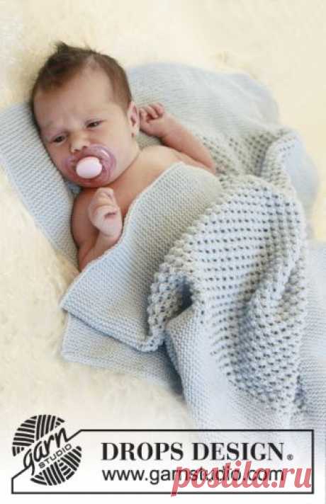 Bundle of Joy / DROPS Baby 21-38 - Free knitting patterns by DROPS Design Knitted baby blanket with blackberry pattern in DROPS Alpaca