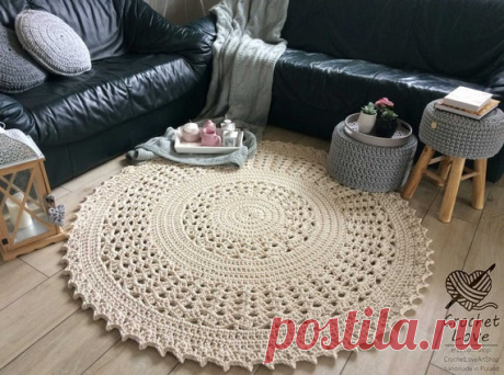 Many Colors Many Sizes Modern CROCHET RUG Round rug | Etsy Handmade crochet rug  It is thick and soft to the touch. Original and unconventional design. It will be a great complement to the interior decorated in Scandinavian style, classical and modern.  Material: 100% Cotton - high quality cotton cord/rope 6 mm made in EU  Thickness: about 16 mm  Colour: