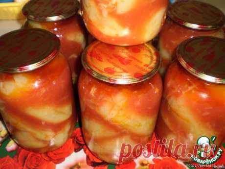 Перец фаршированный капустой в томатном соусе