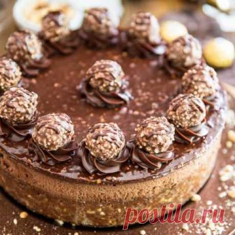 Ferrero Rocher Nutella Cheesecake