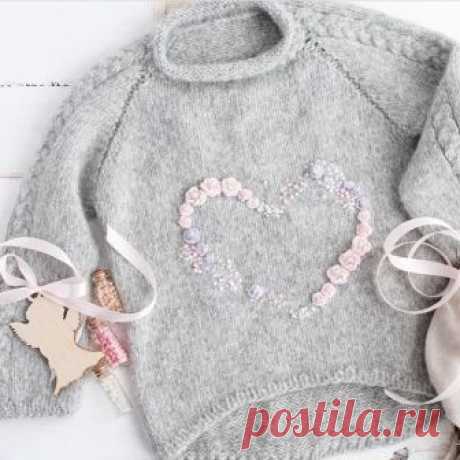 tricot pullover laine gris pour enfant petite fille, motif coeur (knit, heart)