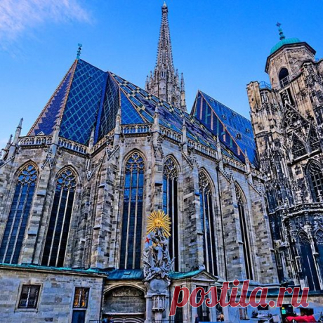 St. Stephen's Cathedral, Vienna. Photo courtesy of tuengsak on Instagram.  |  Pinterest