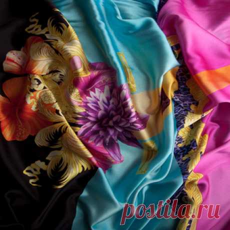 Шелк-купон Версаче (фуксия,черный,голубой) - купить ткань онлайн через интернет-магазин ВСЕ ТКАНИ