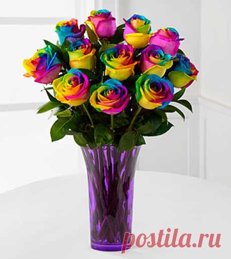 Великолепная идея для подарка любимым! Сделай такие радужные розы своими руками.