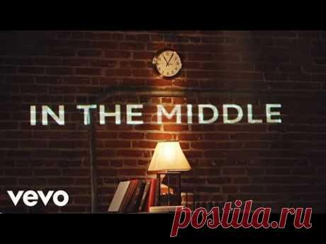 Zedd, Maren Morris, Grey - The Middle (Lyric Video) - YouTube