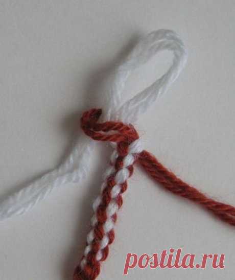 Мастер-класс: плетем шнурок за 5 минут