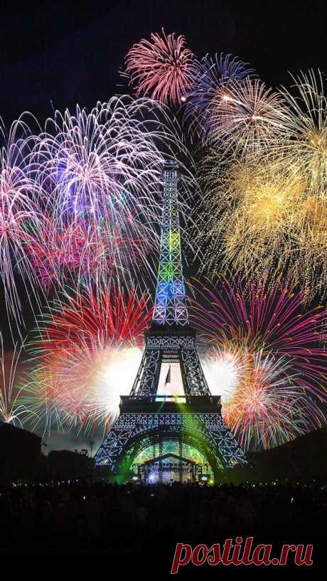 New-Year-Paris-Fireworks-2014 | France mon amour